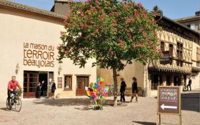 la Maison du terroir beaujolais à Beaujeu © Narboux créations